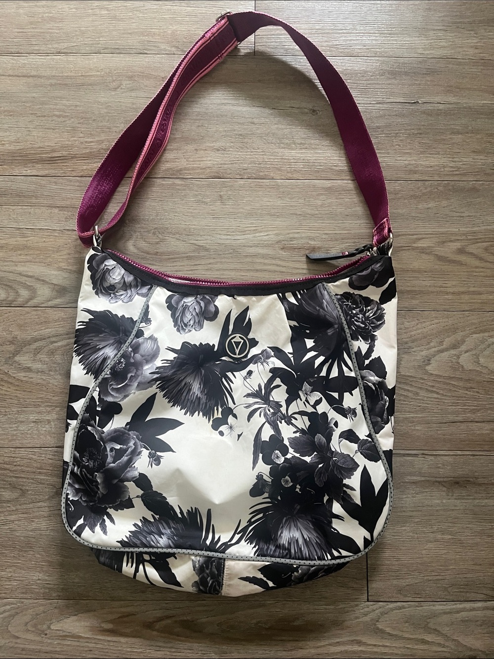 Floral Print Ivivva Crossbody Shoulder Bag in Cream and Black with Magenta Strap